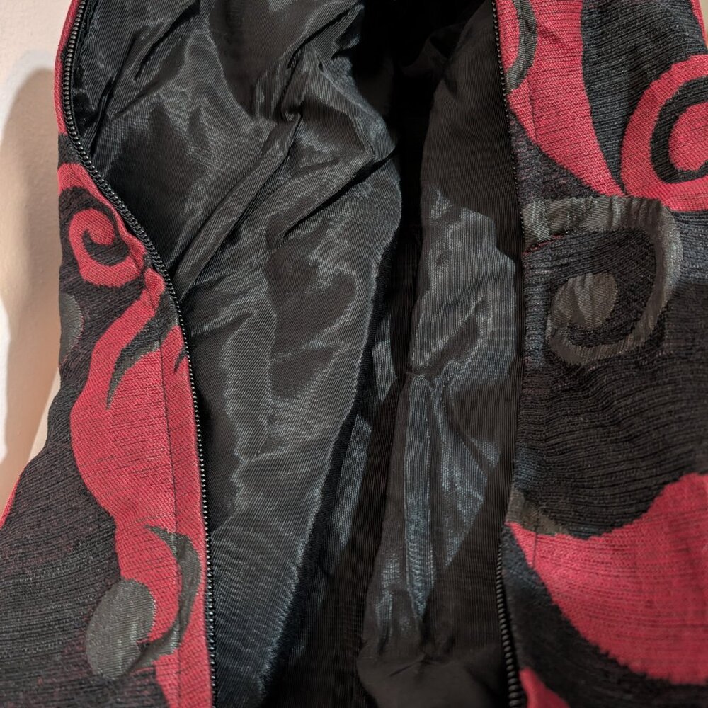 ❤️Large Red & Black Scroll Print Duffle Bag Weekend Travel Tote Overnight Bag❤️ - Picture 4 of 8